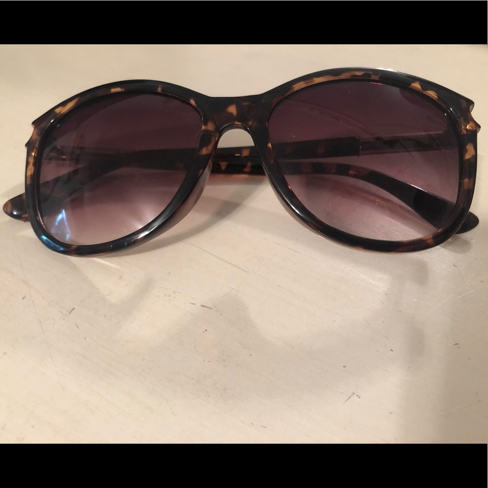 Women’s Jones New York Sunglasses